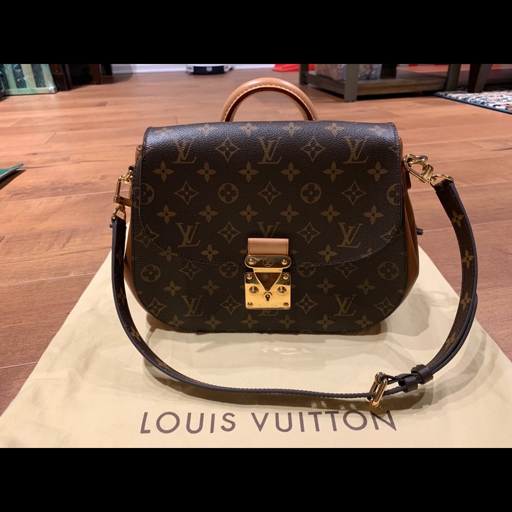 Authentic Louis Vuitton shoulder bag